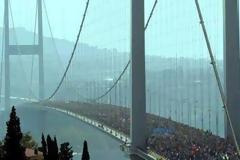 Συγκρούσεις Αστυνομικών με τη φρουρά Στρατιωτικού νοσοκομείου στην Τουρκία