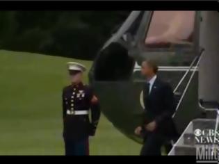 Φωτογραφία για Ο Ομπάμα ξεχνά να χαιρετίσει πεζοναύτη και δείτε τι κάνει