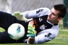 Αυτό λέγεται ικανότητα ή κ...φαρδία του τερματοφύλακα;