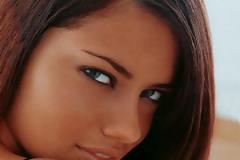 Beauty expert: 10 λύσεις sos για νεανική επιδερμίδα!