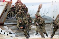 Οδοιπορικά ξανά στους στρατιωτικούς