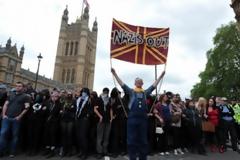 Στο Λονδίνο συνελήφθησαν 58 αντιφασίστες