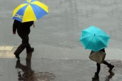 Mε βροχές και καταιγίδες ο «καλοκαιρινός» καιρός της Κυριακής