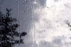 Βροχερός σήμερα ο καιρός