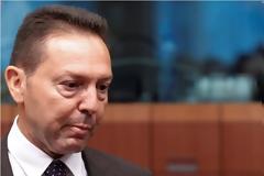 Ο ΥΠ.ΟΙΚ. Γ. ΣΤΟΥΡΝΑΡΑΣ ΚΑΙ ΤΑ Μ.Μ.Ε.