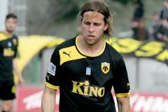 Θετικός στο να μείνει στην ΑΕΚ ο Κορδέρο