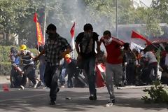 Τουρκία: Νέες συγκρούσεις σε Κωνσταντινούπολη και Άγκυρα