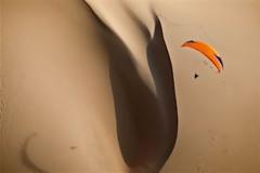 Οι πιο εντυπωσιακές φωτογραφίες από... αλεξίπτωτο πλαγιάς