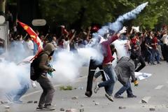 Οι Τούρκοι στους δρόμους τρομάζουν την ελληνική κυβέρνηση κι όχι μόνο για το Αιγαίο