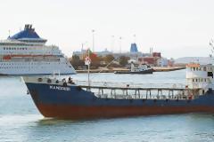 Πρόσκρουση δεξαμενόπλοιου σε κρουαζιερόπλοιο στον Πειραιά