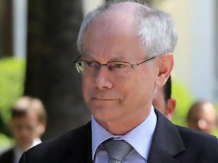 Φωτογραφία για Βαν Ρομπάι: Η Ελλάδα έχει αρχίσει πλέον να νοικοκυρεύει τα δημοσιονομικά της