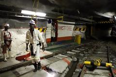 Nότια Αφρική: Πυροβολισμοί με έναν νεκρό σε ορυχείο πλατίνας της Lonmin