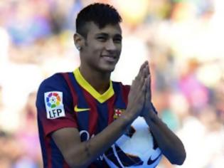 Φωτογραφία για 50.000 ΚΟΣΜΟΣ ΥΠΟΔΕΧΤΗΚΕ ΤΟΝ ΝΕΪΜΑΡ ΠΟΥ... ΥΠΟΚΛΙΘΗΚΕ (ΞΑΝΑ) ΣΤΟΝ ΜΕΣΙ! *ΒΙΝΤΕΟ*