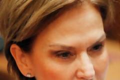 Η Μαρία Ρεπούση απαντά στους επικριτές της... !!!