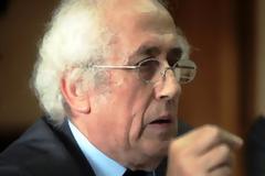 Αναδίπλωση Ρουπακιώτη για το αντιρατσιστικό