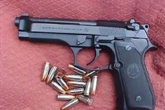 Τα όπλα που βρέθηκαν στην ομάδα των 