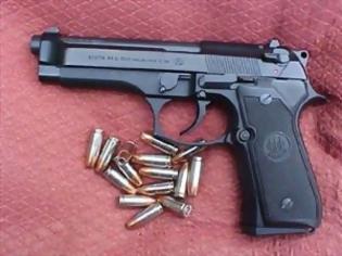 Φωτογραφία για Τα όπλα που βρέθηκαν στην ομάδα των νταήδων μετά τη νύχτα τρόμου στο Ηράκλειο