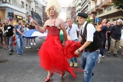 Θεσσαλονίκη: Μακριά από τη Μητρόπολη η παρέλαση του Gay Pride - Χαμός στο δημοτικό συμβούλιο