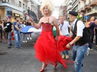 Φωτογραφία για Θεσσαλονίκη: Μακριά από τη Μητρόπολη η παρέλαση του Gay Pride - Χαμός στο δημοτικό συμβούλιο
