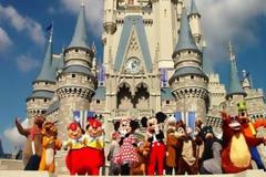 Ξόδεψε 15 εκατ. ευρώ στη Ντίσνεϊλαντ