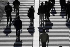 Μείωση προσωπικού σχεδιάζει το 45% των επιχειρήσεων στη δυτική Ευρώπη