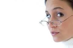 Εγκυμοσύνη και μυωπία: Ποιοι κίνδυνοι ελλοχεύουν;