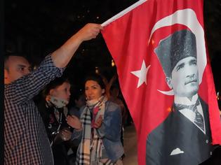 Φωτογραφία για Zaman: Οι Τούρκοι είναι οργισμένοι με τον Ερντογάν