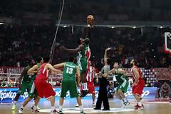 ΟΙ... ΜΟΝΟΜΑΧΙΕΣ ΤΩΝ «ΑΙΩΝΙΩΝ» ΣΕ ΤΕΛΙΚΟΥΣ