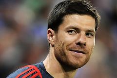 Στη Ρεάλ Μαδρίτης θα αγωνίζεται και τη νέα περίοδο ο Τσάμπι Αλόνσο