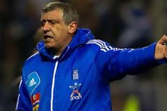 Σάντος speaking