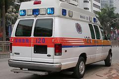 Έρευνες για τον εντοπισμό θυμάτων στο σφαγείο πουλερικών