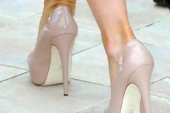 Μπρος στα κάλλη... πολύς ο πόνος