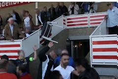 Απίστευτο ξύλο στην Ολλανδία!