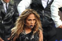 Μάγεψε τους θεατές η Jennifer Lopez στο Λονδίνο...!!!