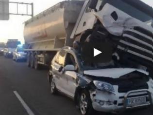 Φωτογραφία για Μερικά από τα πιο απίστευτα τρακαρίσματα που έχετε δει! [Video]