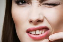 Υγεία: Πως αντιμετωπίζουμε τα μαύρα στίγματα στο πρόσωπο;