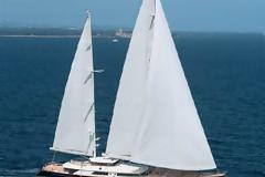 Πιάστηκε ιστιοφόρο με λαθρομετανάστες ανοικτά της Σύμης