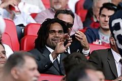 Παρουσιάζονται και πιάνουν δουλειά Καρεμπέ και Ισά