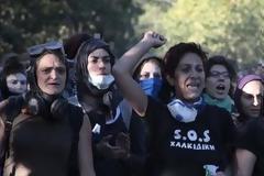 Εργαζόμενοι στα μεταλλεία χρυσού έκλεισαν τον δρόμο προς την Ιερισσό