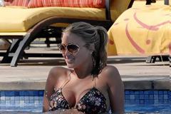 ΔΕΙΤΕ: H πρώην του Σισέ ξεσαλώνει.. μετά το χωρισμό της!