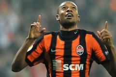 Παίρνει Φερναντίνιο η Μάντσεστερ Σίτι