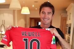 Επιστροφή στην Αυστραλία για Κιούελ