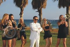 Αποκλειστικές φωτογραφίες από τα backstage στο νέο clip του ΛΕΠΑ!