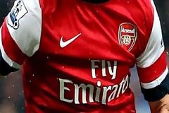 Φεύγουν τρεις από Άρσεναλ