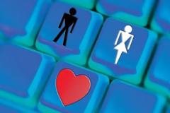 Οι διαδικτυακές γνωριμίες οδηγούν σε… ευτυχισμένους γάμους!