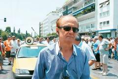 Στο «τιμόνι» των ταξί ο Θύμιος Λυμπερόπουλος