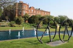 Διαβάστε ποια είναι η Λέσχη που για πολλούς καθορίζει τη μοίρα του πλανήτη.