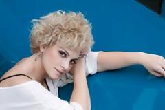 Η Ε. Ζουγανέλη στο θέατρο Μονής Λαζαριστών