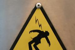 Η ΔΕΗ απειλεί το Μητροπολιτικό Κοινωνικό Ιατρείο Ελληνικού