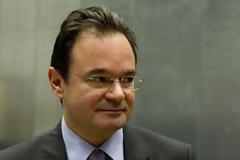 Δάκρυσε ο Παπακωνσταντίνου στη Βουλή - Βίντεο απόσπασμα